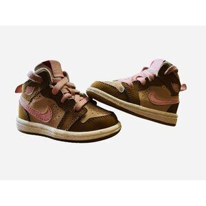 Nike Air Jordan 1 Hare Lola Bunny Shoes Wheat Pink 724074-730 Girls US 4C 2014